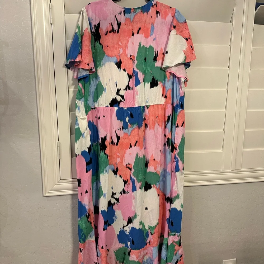 Ava & Viv Pink and Blue Abstract Print Top - Picture 2 of 7